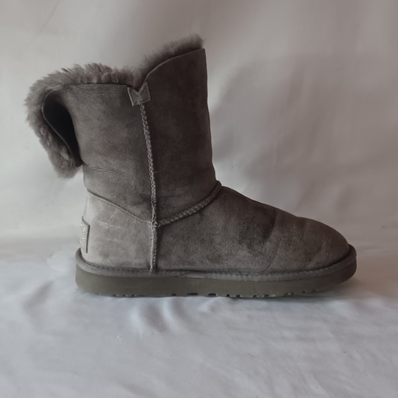 UGG Bailey Button Bling Shearling Winter Boots 2 Tone Gray Women's Size 8 - Picture 5 of 10